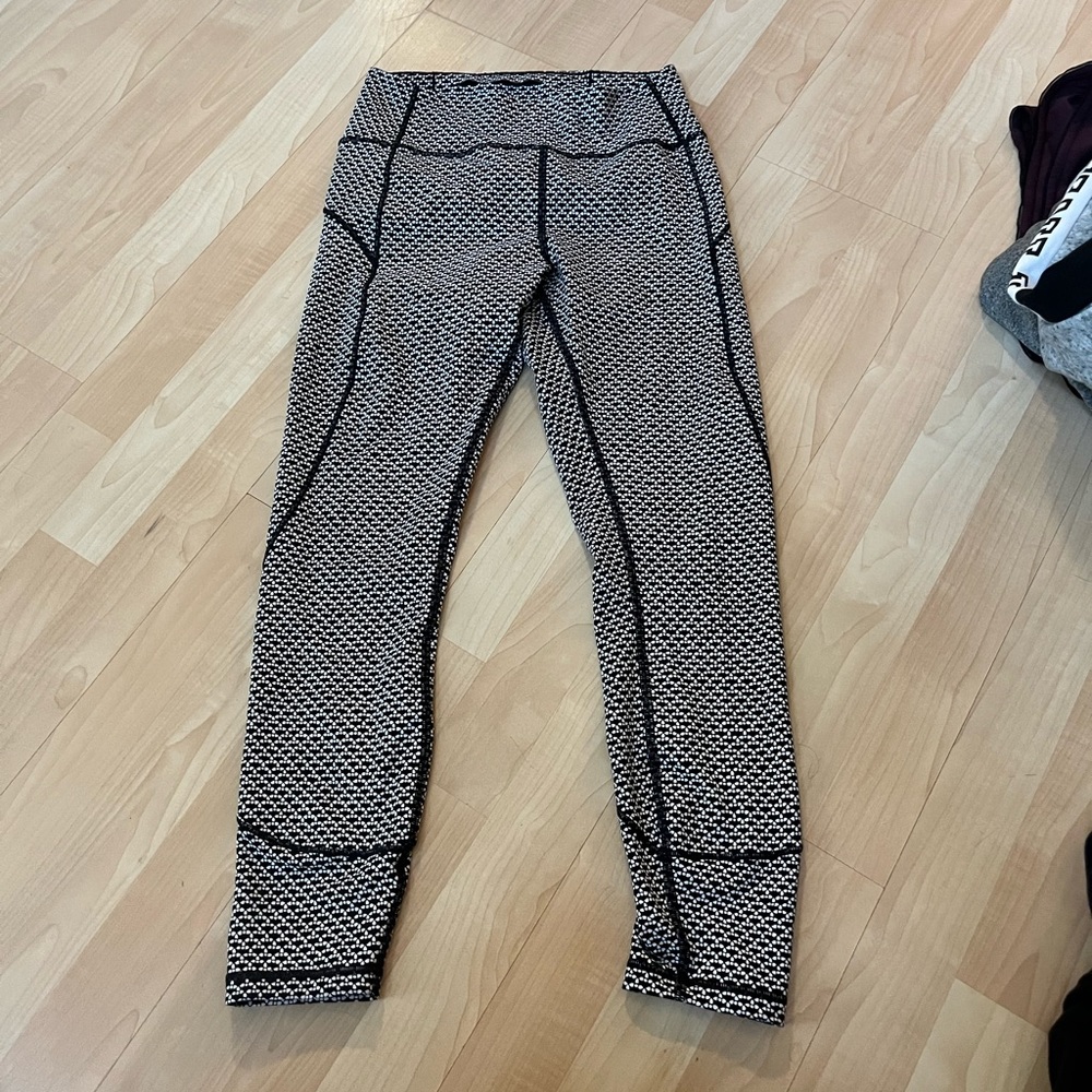 LULULEMON LEGGINGS